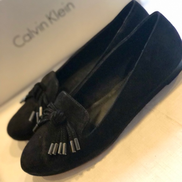 Calvin Klein Shoes - 🖤Calvin Klein Suede Shoes